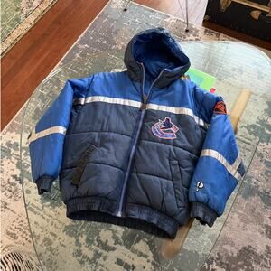 Pro Player 1990's Vancouver Canucks Reversible Youth Puffer Jacket